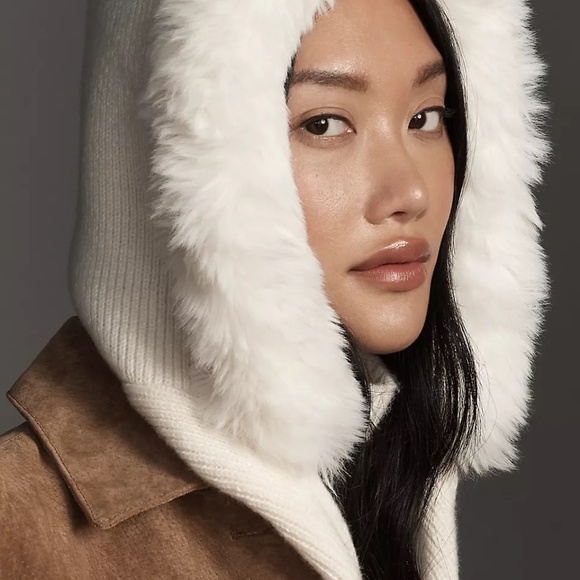 NWT Anthropologie Knit Fur Hood